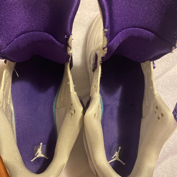 Air Jordan 4 Retro - Picture 6 of 9